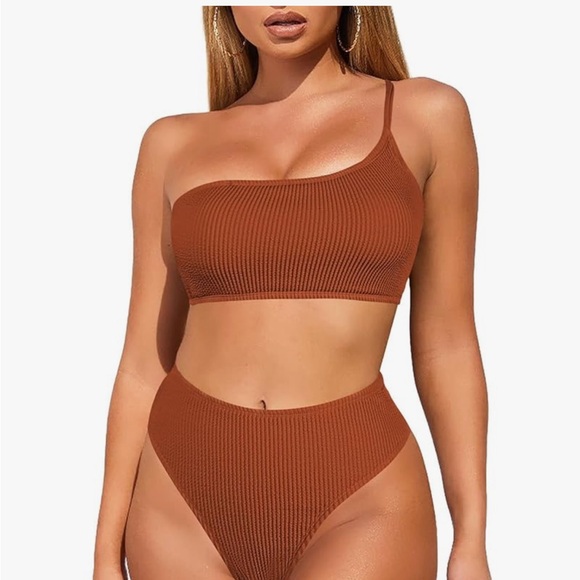 One-Shoulder Rust Bikini Set - Picture 3 of 3